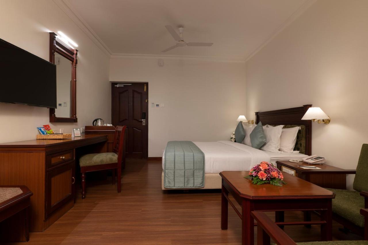 Issacs Residency Hotel Munnar Eksteriør billede