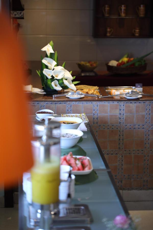 Issacs Residency Hotel Munnar Eksteriør billede